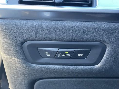 Used 2026 BMW X6 xDrive40i w/ Climate Comfort Package image 15