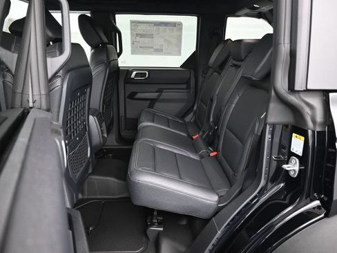 New 2026 Ford Bronco Badlands AWD/4WD image 9
