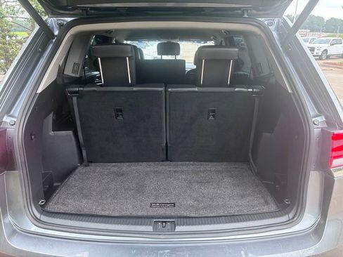 Used 2021 Volkswagen Atlas SE FWD image 11