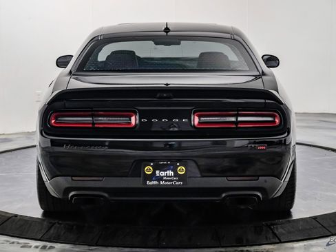 Used 2022 Dodge Challenger SRT Hellcat RWD image 16