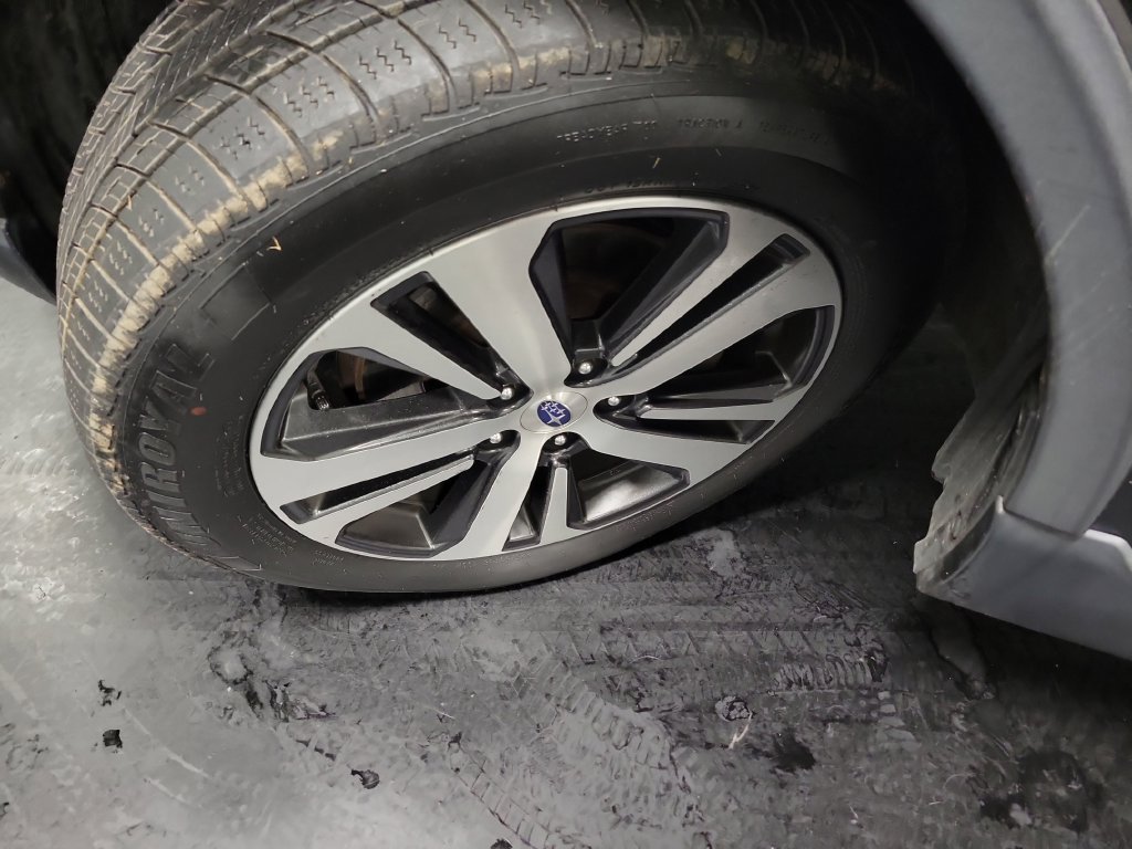 Used 2019 Subaru Outback 2.5i Limited AWD/4WD image 14