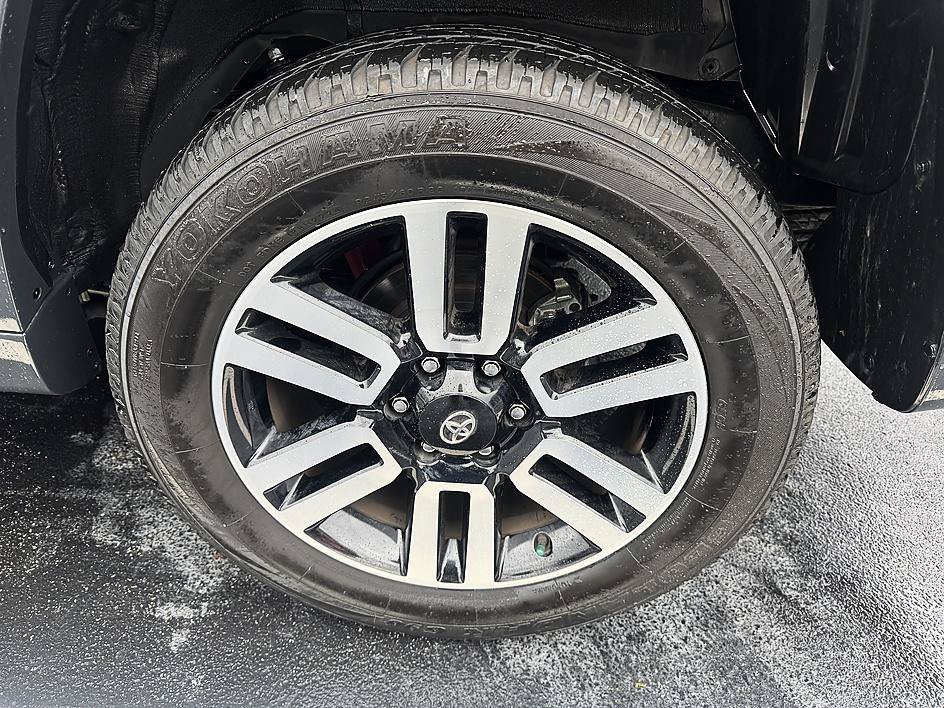 Certified 2024 Toyota 4Runner Limited AWD/4WD image 27