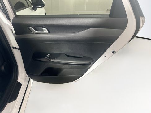 Used 2021 Kia K5 LXS AWD/4WD image 29
