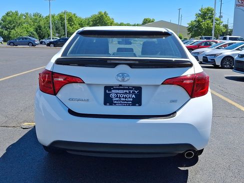 Used 2019 Toyota Corolla SE FWD image 5