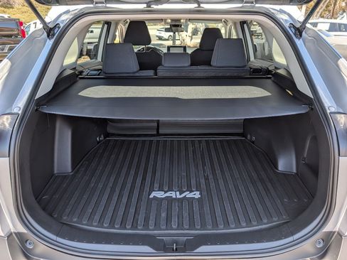 Used 2025 Toyota RAV4 LE FWD image 9