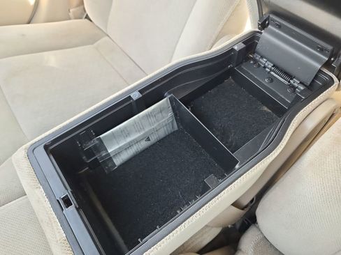 Used 2008 Chevrolet Impala LT image 23