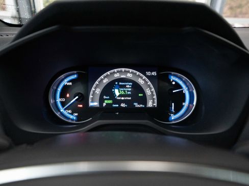 Certified 2022 Toyota RAV4 XSE image 16