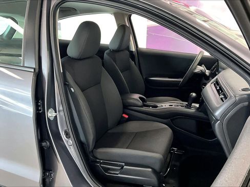 Used 2021 Honda HR-V LX image 11