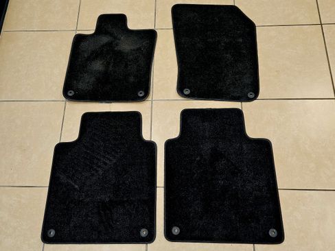 Used 2023 Volvo S90 B6 Ultimate w/ Protection Package Premier image 47