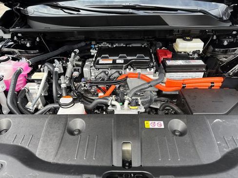 Used 2025 Subaru Solterra AWD/4WD image 27