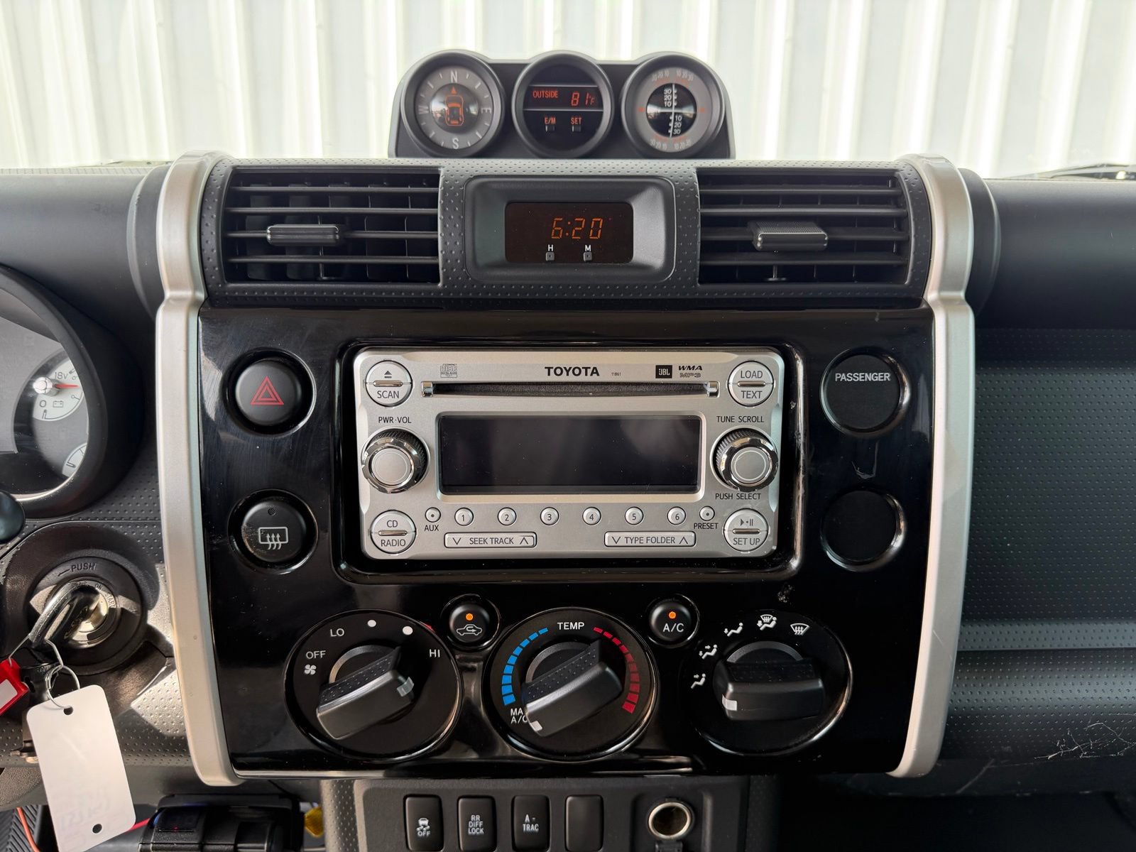 Used 2012 Toyota FJ Cruiser 4WD w/ Upgrade Pkg image 15