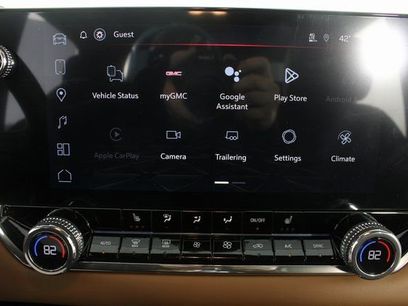 New 2026 GMC Canyon AT4 w/ Off-Road Front Bumper Package