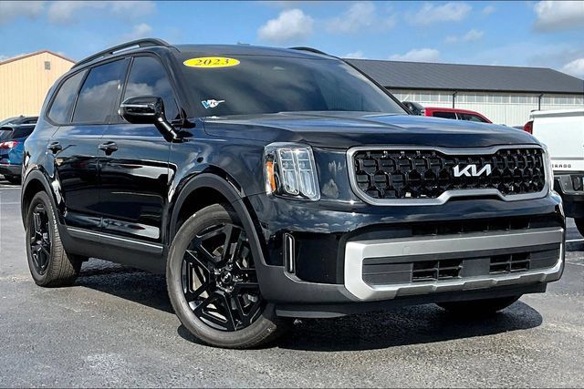 Used 2023 Kia Telluride EX X-Line AWD/4WD image 2