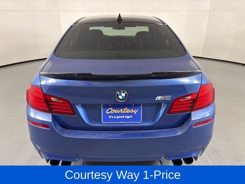 Used 2014 BMW M5 RWD image 9