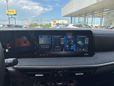 Used 2026 Nissan Kicks SV w/ Cold Weather Package FWD image 20