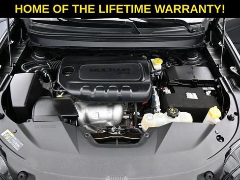 Used 2023 Jeep Cherokee Altitude Lux AWD/4WD image 52
