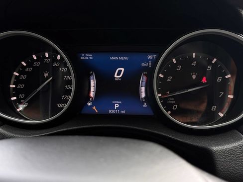 Used 2020 Maserati Levante S AWD/4WD image 16