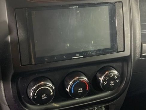 Used 2017 Jeep Patriot Sport w/ Power Value Group FWD image 22