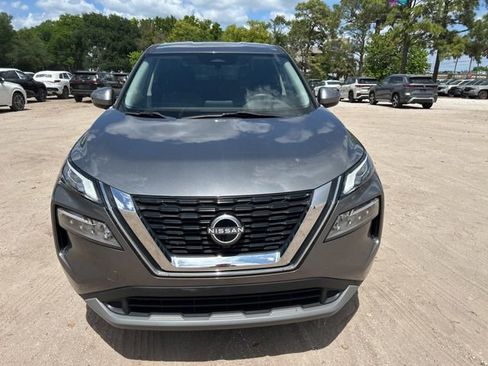 Used 2023 Nissan Rogue SV image 14