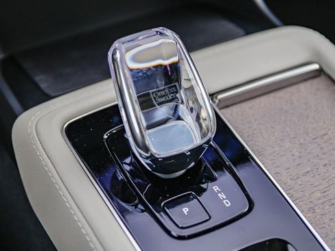 New 2026 Volvo XC90 T8 Ultra w/ Protection Package Premier AWD/4WD image 25