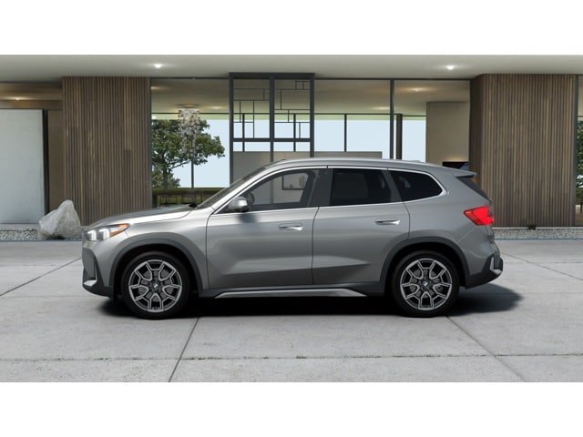 Used 2026 BMW X1 xDrive28i w/ Technology Package AWD/4WD image 4