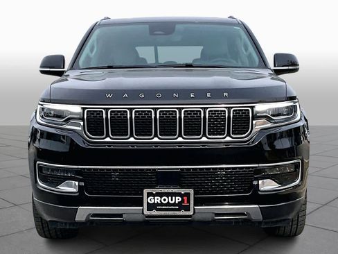 Used 2022 Jeep Wagoneer Series III w/ Premium Group I image 3