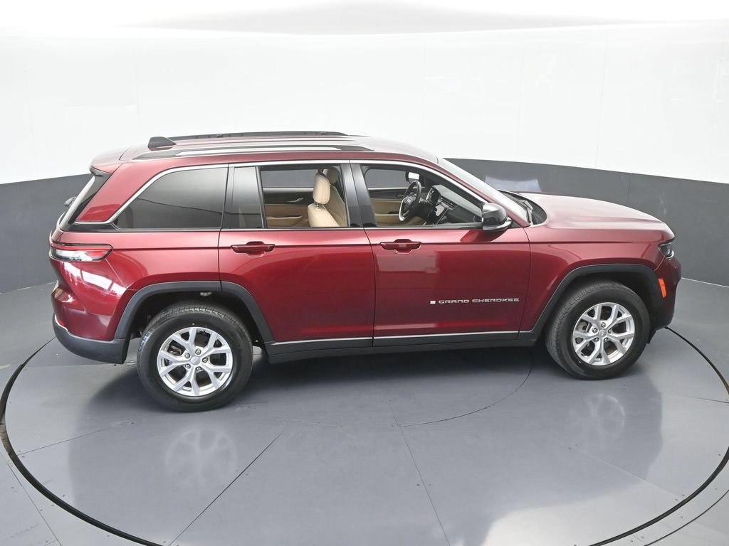 Used 2023 Jeep Grand Cherokee Limited w/ Trailer Tow Prep Group (B) RWD image 53