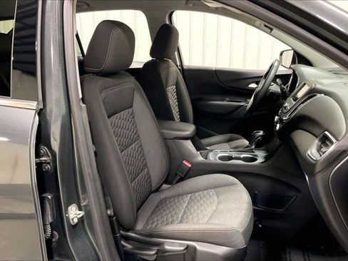 Used 2019 Chevrolet Equinox LT FWD image 7