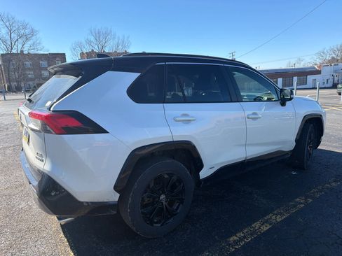 Used 2022 Toyota RAV4 XSE w/ XSE Grade Weather Package image 4