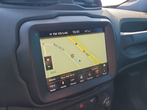 Used 2019 Jeep Renegade Limited w/ Quick Order Package 22P image 21