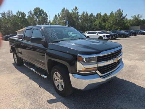 Used 2018 Chevrolet Silverado 1500 LT RWD image 7