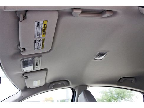 Used 2022 Honda HR-V LX image 29