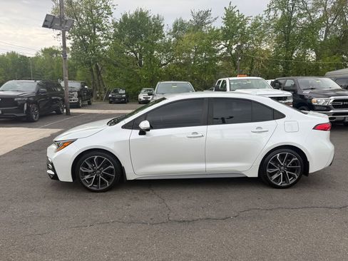 Used 2022 Toyota Corolla SE FWD image 4