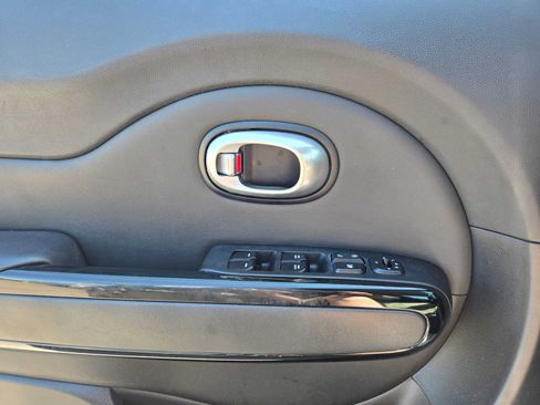 Used 2016 Kia Soul + w/ Audio Package FWD image 19