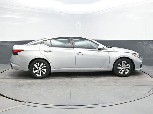 Used 2021 Nissan Altima 2.5 S FWD image 8