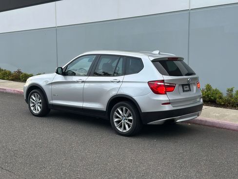 Used 2013 BMW X3 xDrive28i image 3