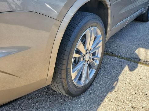 Used 2023 Cadillac XT6 Premium Luxury image 14