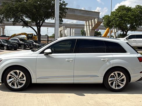 Used 2023 Audi Q7 3.0T Prestige AWD/4WD image 4