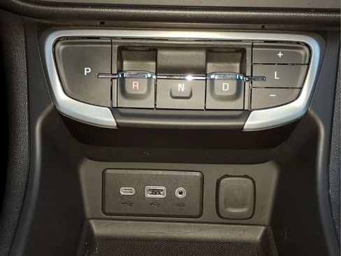 Used 2022 GMC Terrain SLE AWD/4WD image 21
