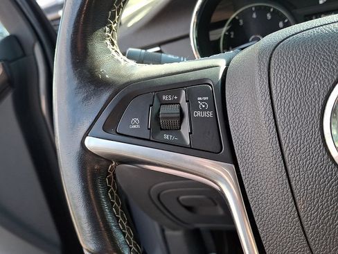 Used 2019 Buick Encore Sport Touring AWD/4WD image 20
