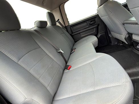 Used 2017 RAM 1500 Express w/ Black Ram 1500 Express Group RWD image 33