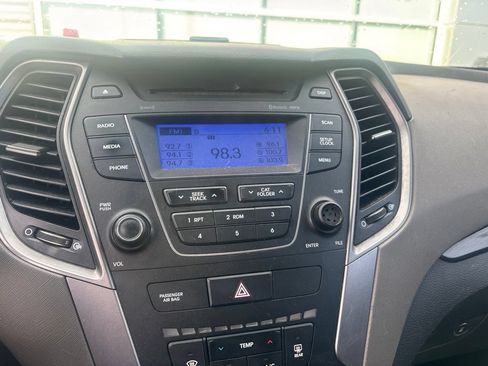 Used 2014 Hyundai Santa Fe Sport AWD/4WD image 11