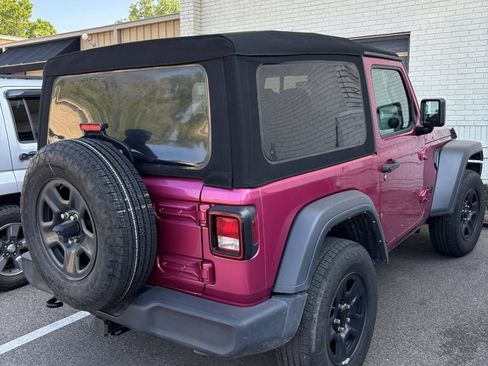 Used 2024 Jeep Wrangler Sport AWD/4WD image 4
