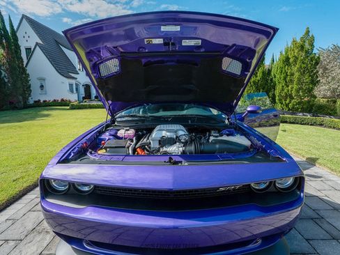Used 2016 Dodge Challenger SRT Hellcat image 20