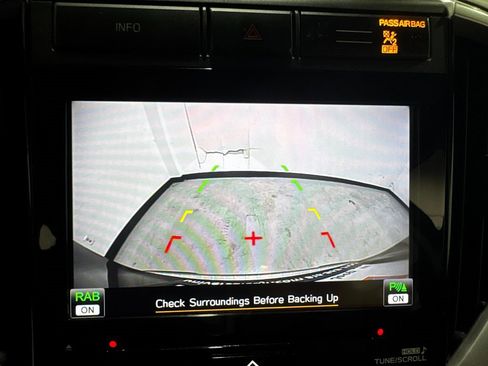 Used 2021 Subaru Ascent Premium w/ Convenience Package image 9