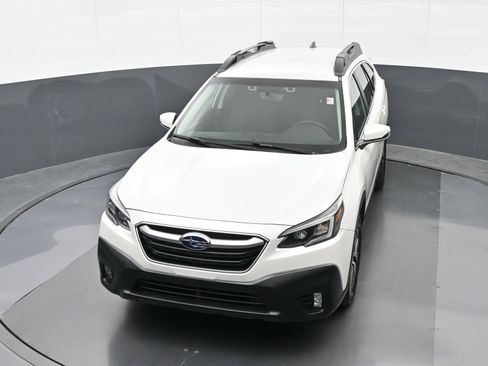 Used 2021 Subaru Outback Premium AWD/4WD image 34