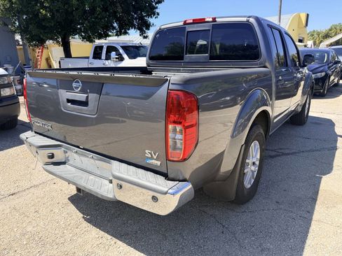 Used 2019 Nissan Frontier SV w/ Value Truck Package image 3