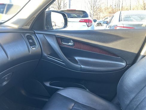 Used 2017 INFINITI QX50 w/ Premium Plus Package image 13