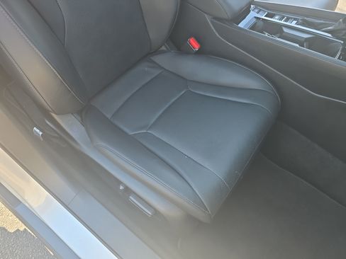 Used 2025 Honda Accord Sport image 10