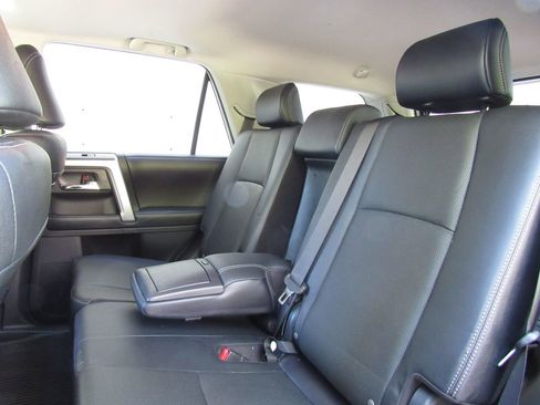 Used 2018 Toyota 4Runner Limited AWD/4WD image 16